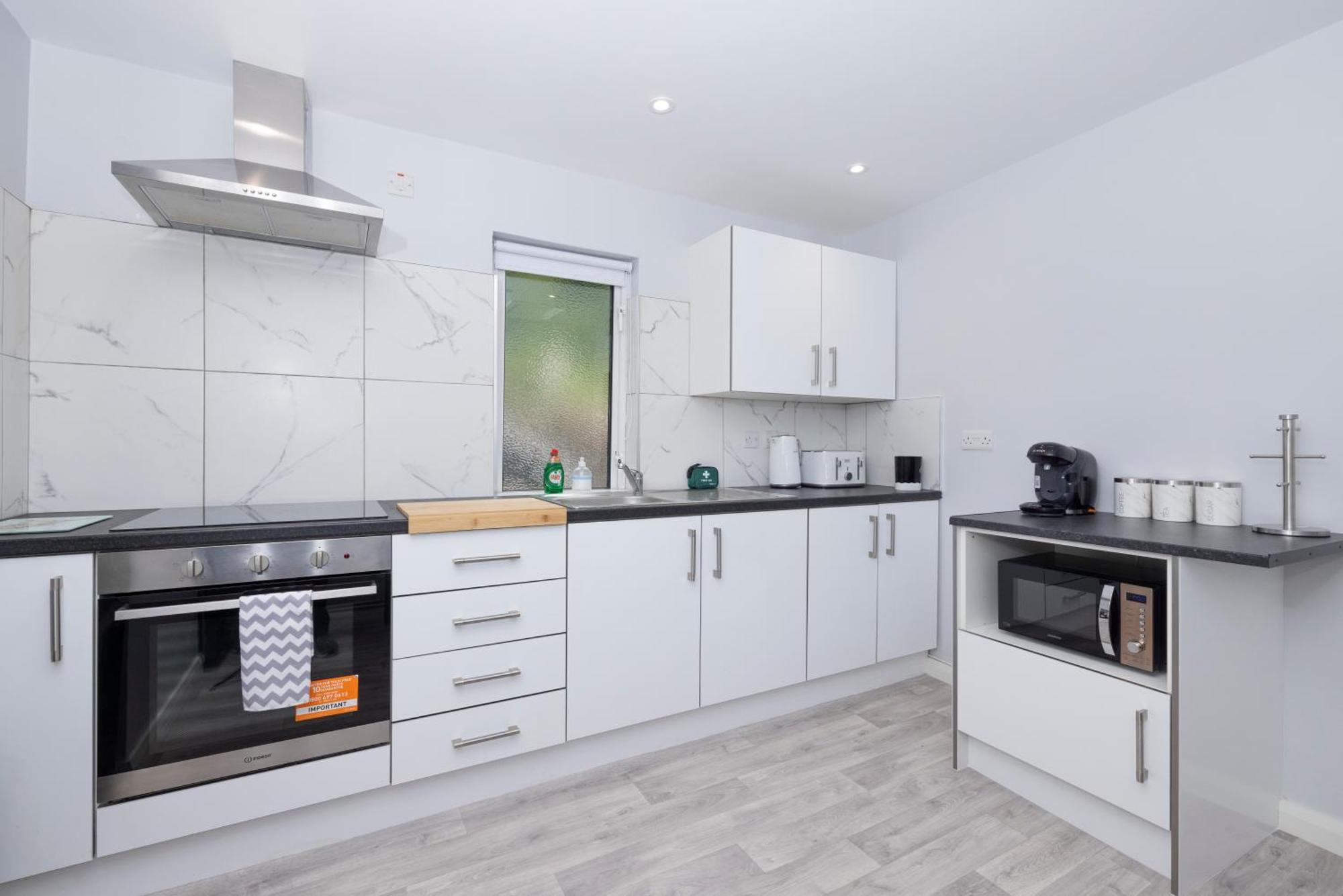 Modern 2 Bed Apartment Enniskillen Buitenkant foto